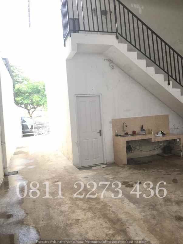 dijual rumah permana