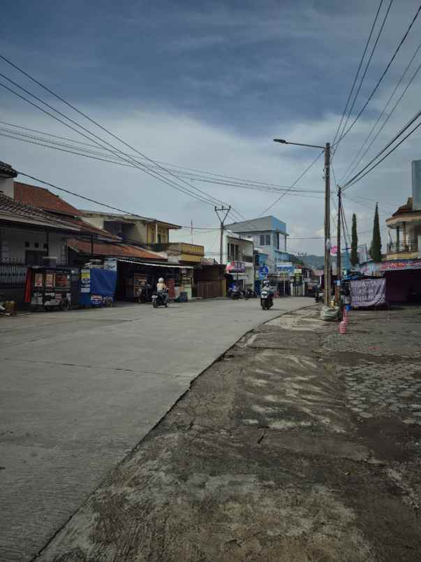 dijual rumah permata raya