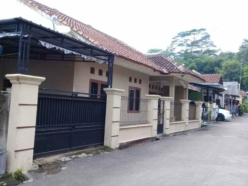 dijual rumah perum balokang desa