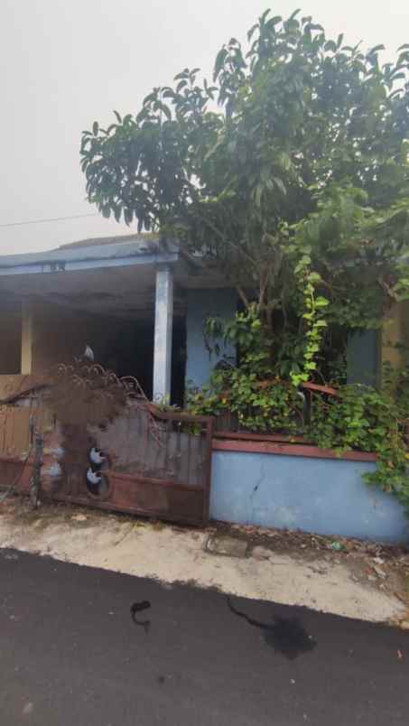 dijual rumah perum dinar mas meteseh