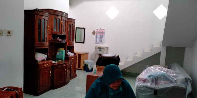 dijual rumah perum gumuk indah jln