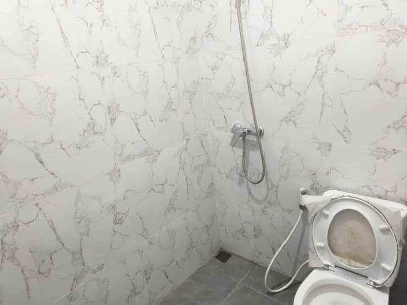 dijual rumah perumahan dharmahusada mas