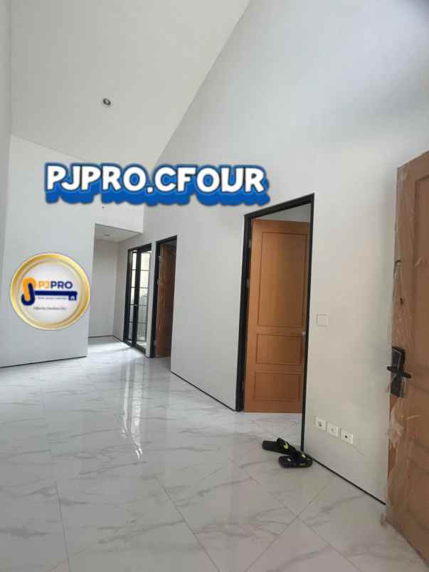 dijual rumah perumahan grand duta city