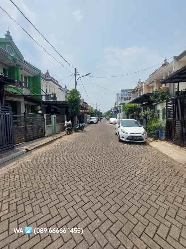 dijual rumah perumahan mall daan mogot