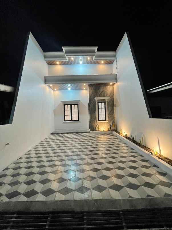 dijual rumah perumahan permata puri