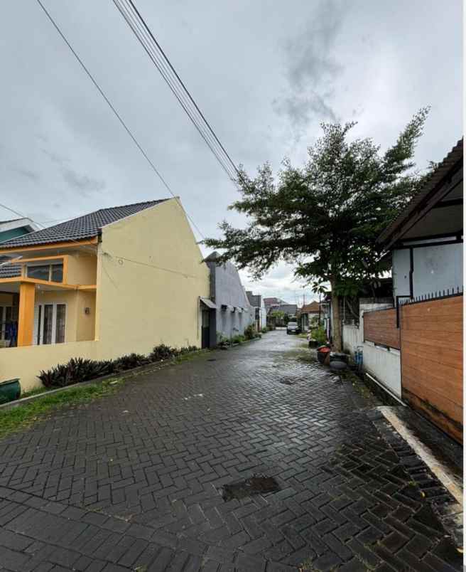 dijual rumah perumahan sukun kota malang