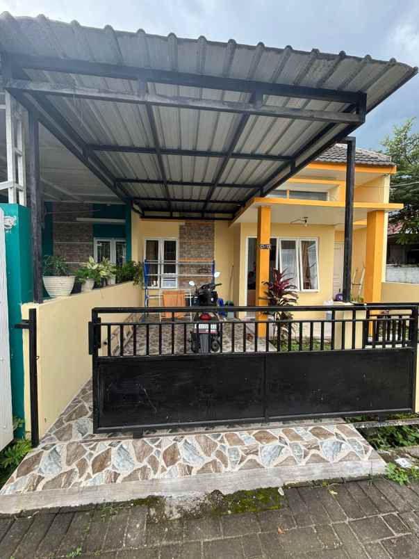 dijual rumah perumahan sukun kota malang