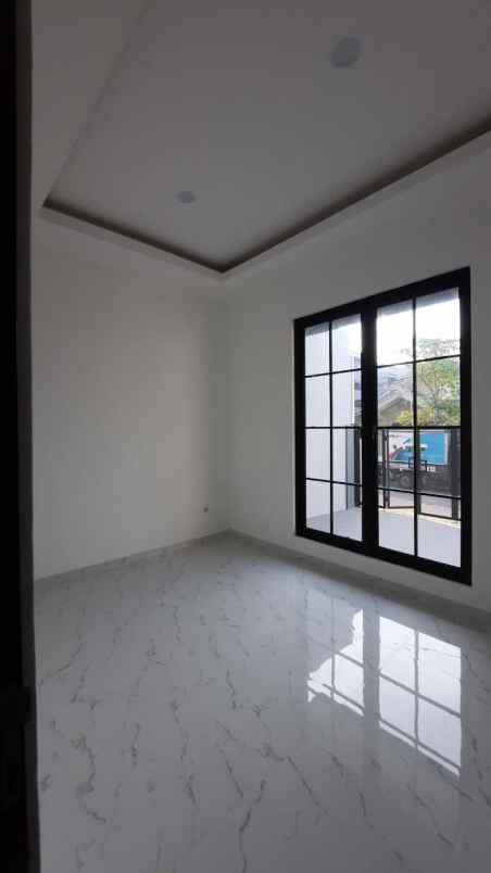 dijual rumah perumahan wisma mukti