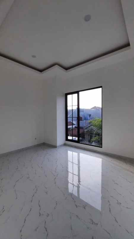 dijual rumah perumahan wisma mukti