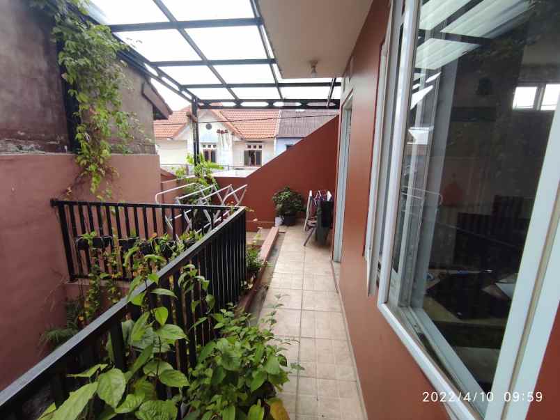 dijual rumah perumnas