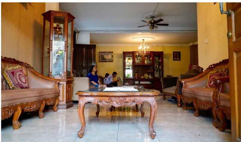dijual rumah perumnas klender