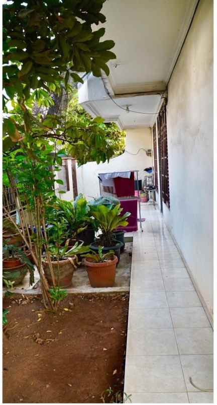 dijual rumah perumnas klender