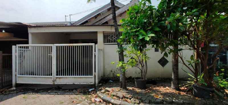 dijual rumah pondok candra nanas