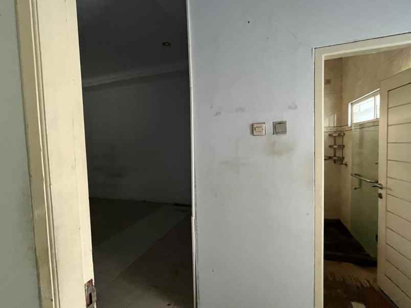 dijual rumah pondok gede jati makmur
