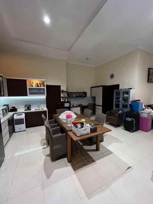 dijual rumah pondok jati