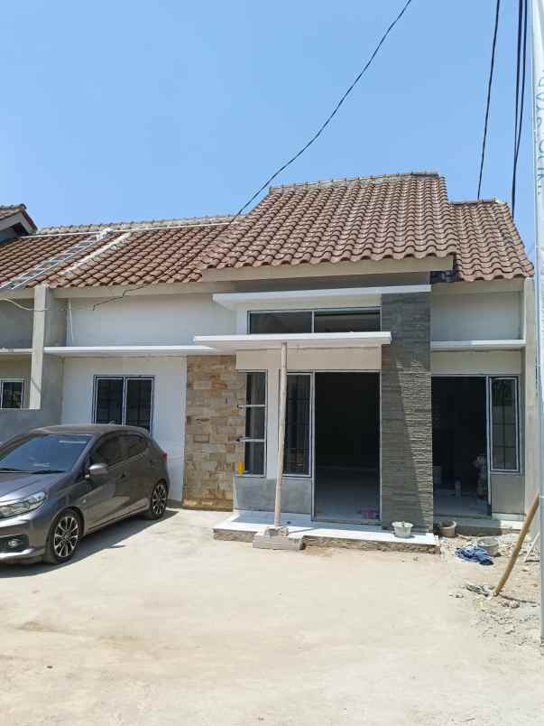 dijual rumah pondok terong