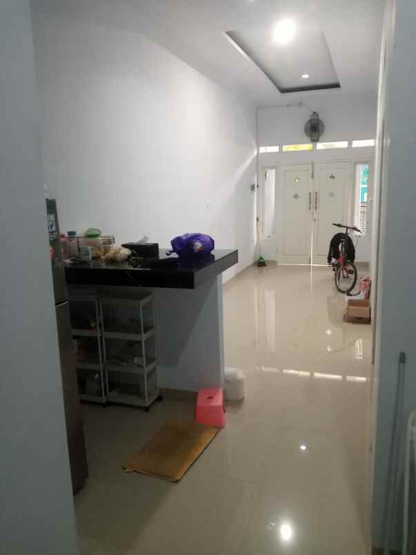 dijual rumah pup sektor 5