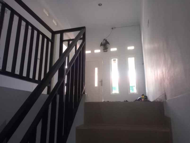 dijual rumah pup sektor 5