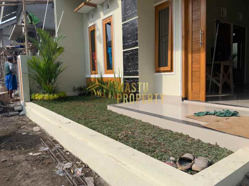 dijual rumah purwomartani kalasan