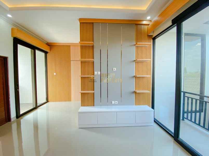 dijual rumah purwomartani kalasan