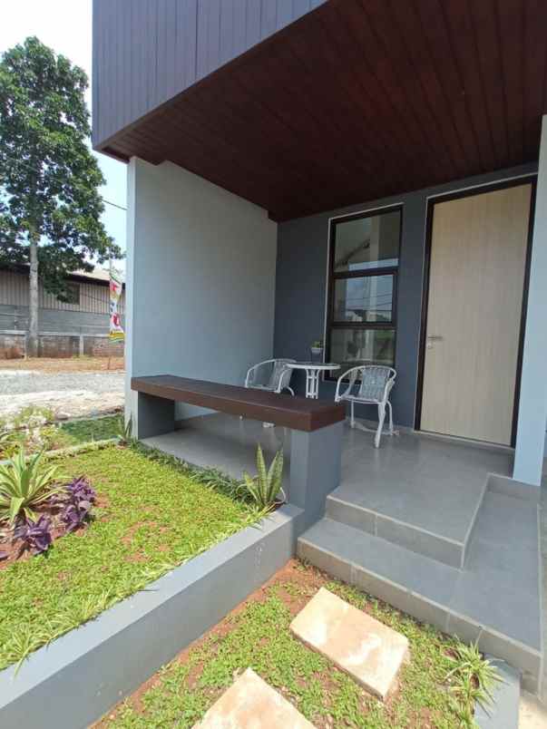 dijual rumah puspitek