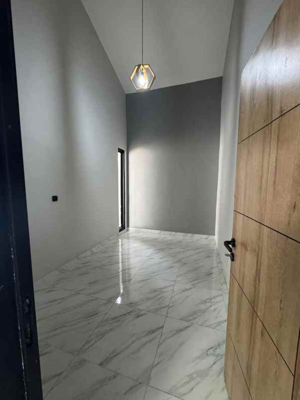 dijual rumah rangkapan jaya pancoran