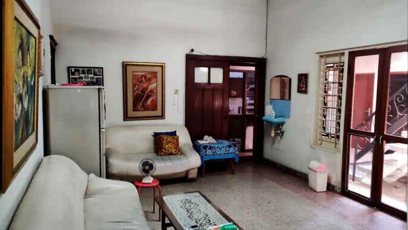 dijual rumah raya ambengan