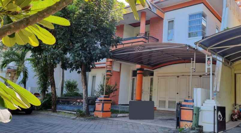 dijual rumah regency 21