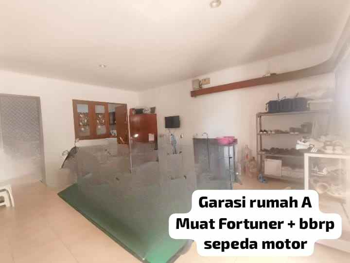 dijual rumah regency 21