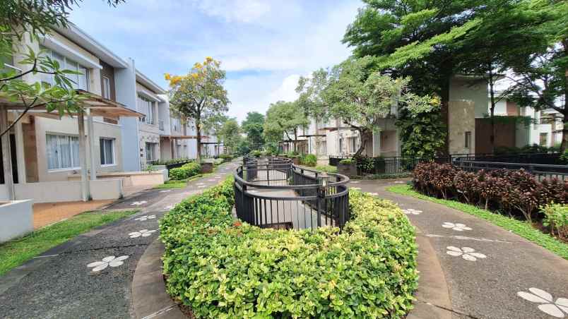 dijual rumah river valley residence