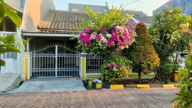 dijual rumah rungkut mapan barat