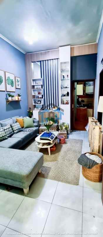 dijual rumah sariwangi