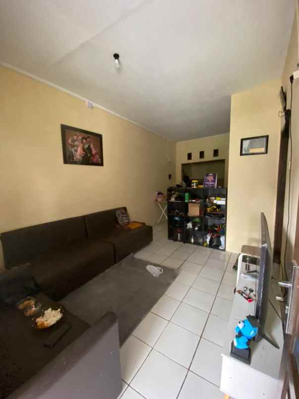 dijual rumah sariwangi regency