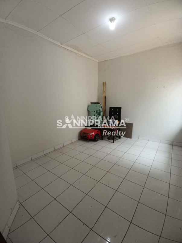 dijual rumah sawangan lama
