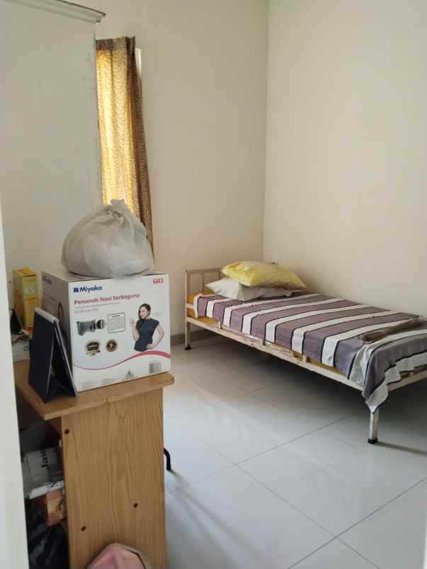 dijual rumah sawojajar