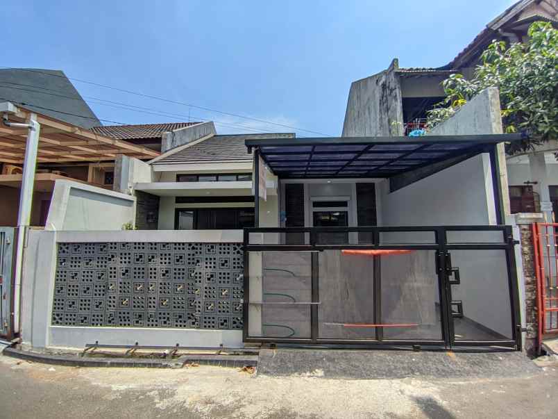 dijual rumah sekelimus