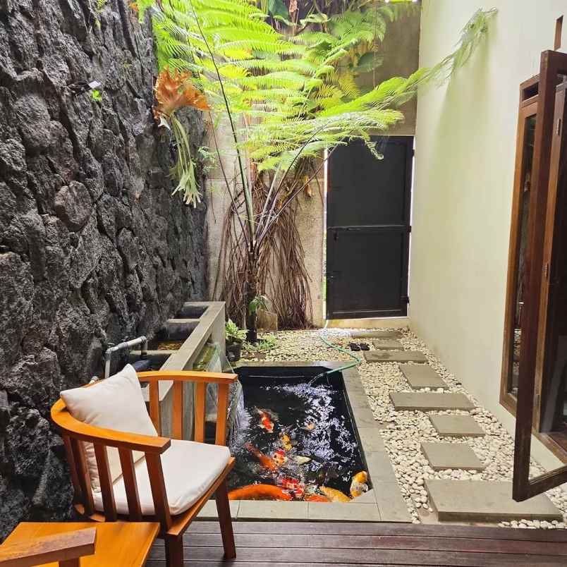 dijual rumah setiabudi regency