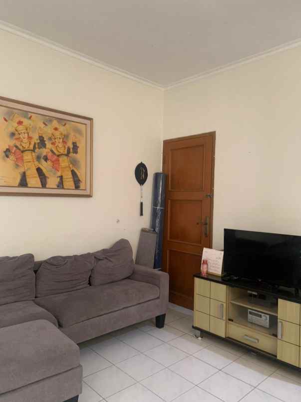 dijual rumah setra duta cemara bandung