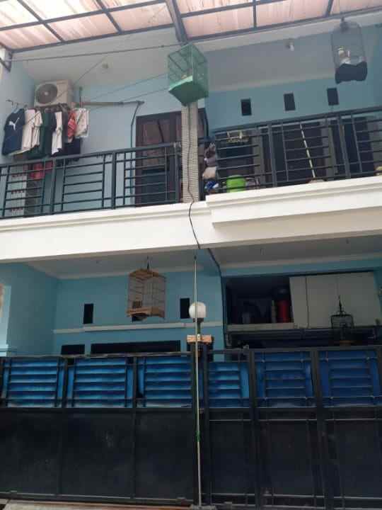 dijual rumah setro