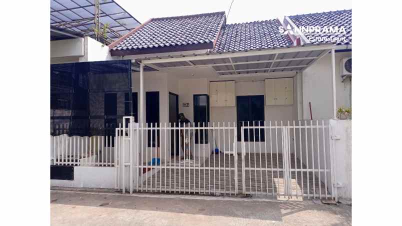 dijual rumah setu indah cipayung