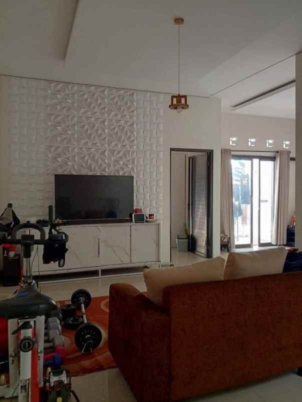 dijual rumah simpang sulfat