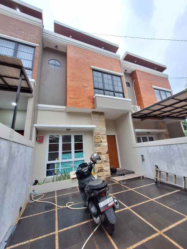 dijual rumah sip365