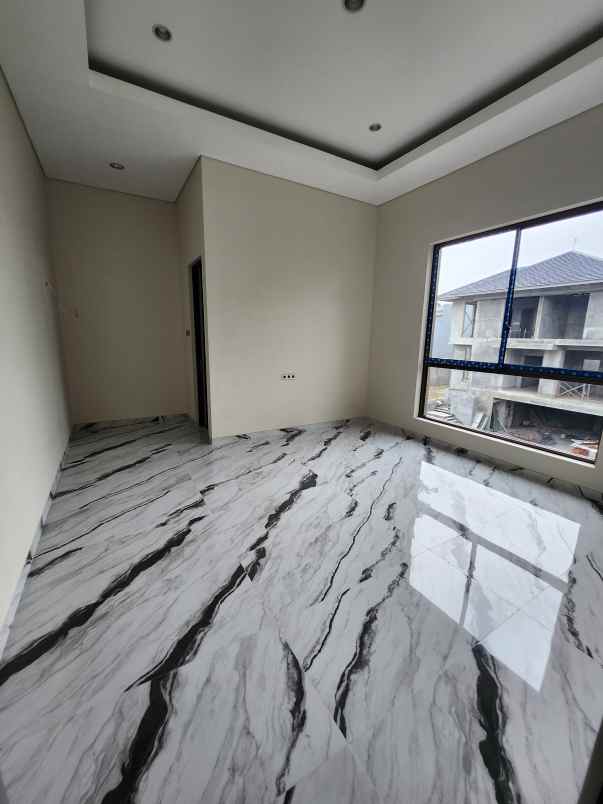 dijual rumah somerset citraland