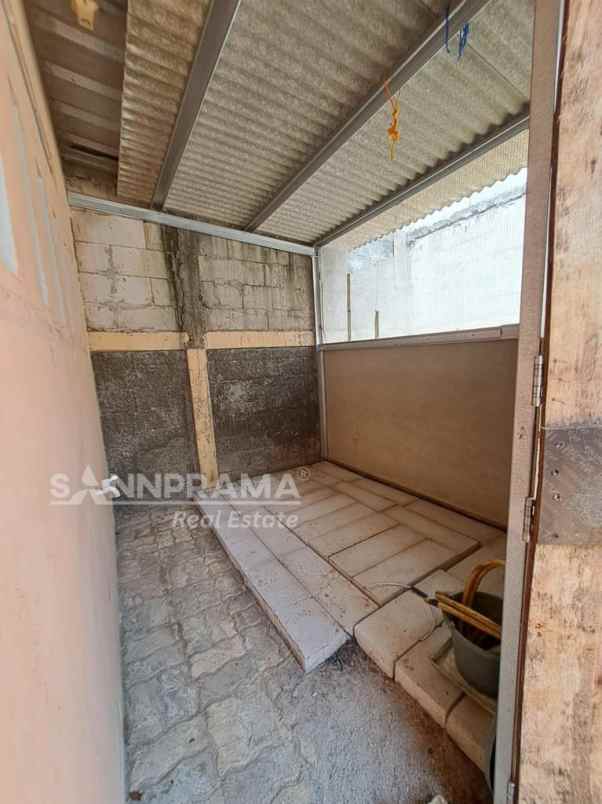 dijual rumah sukatani