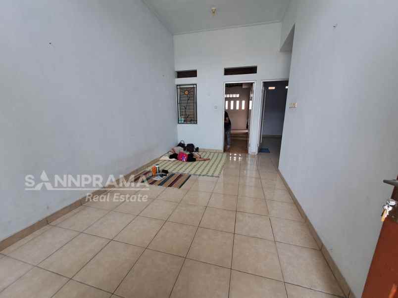 dijual rumah sukatani