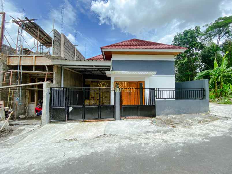 dijual rumah sukoharjo ngaglik sleman diy