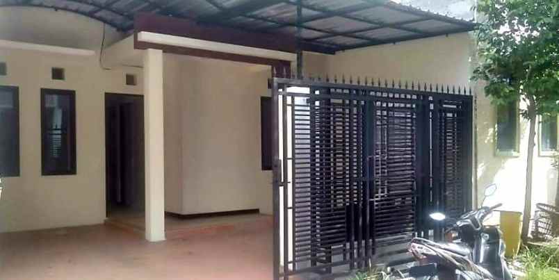 dijual rumah sukolilo dian regency 1