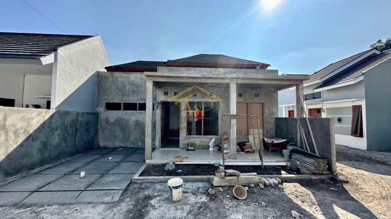 dijual rumah sumberharjo