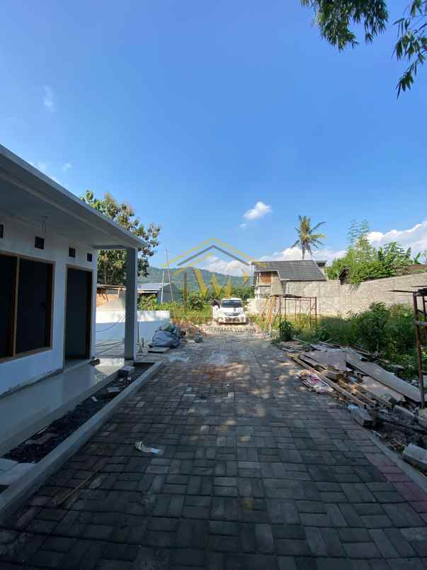 dijual rumah sumberharjo