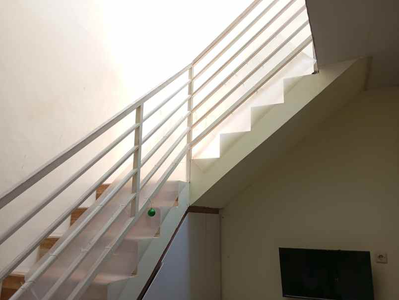 dijual rumah taman modern cakung